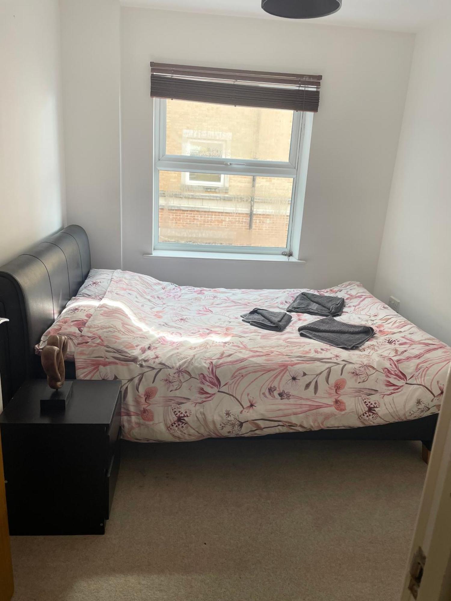 Entire Town Centre 2 Bedroom Apartment Very Close To Beach بورنماوث المظهر الخارجي الصورة